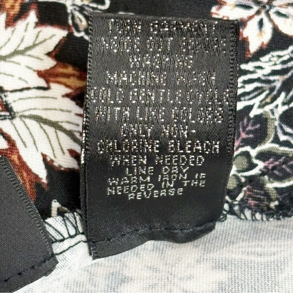 Preswick & Moore Black Multi Floral Stretch Pull-On Slim Ankle Pants 2X - Picture 13 of 16